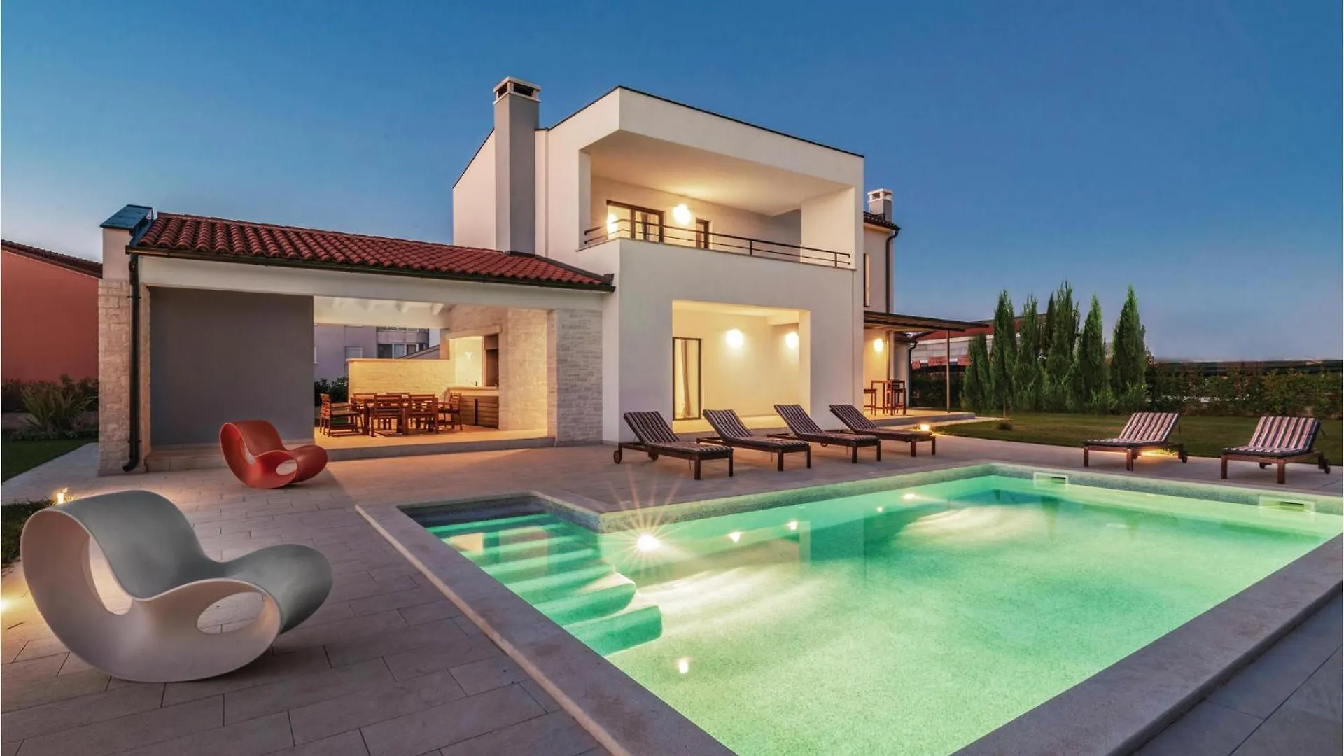 Stunning Home In Valbandon Fondole